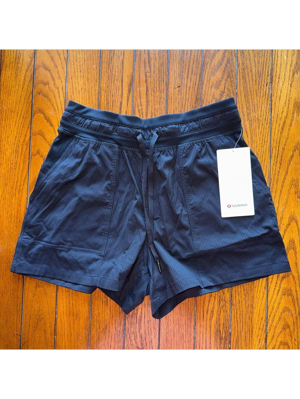 Lululemon Dance Studio Short High Rise 3.5” Black Size 6 NWT